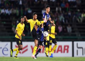 Campuchia thắng Lào 3-1 nhưng vẫn bị loại khỏi AFF CUP 2018