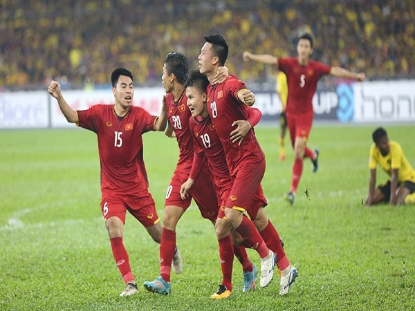 Việt Nam hòa Malaysia tiếc nuối, tạm chiếm ưu thế trước trận lượt về
