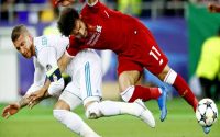 Bóng đá QT tối 2/4: Ramos dính chấn thương, lỡ hẹn tái ngộ Salah