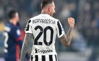 Tin Juventus 4/5: Juve không gia hạn hợp đồng với Bernardeschi