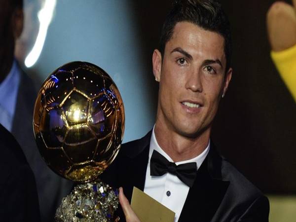 Ronaldo có danh hiệu Quả bóng Vàng 2016