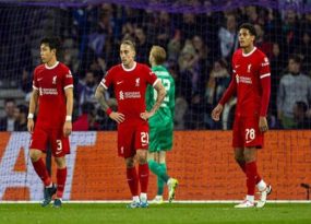 Tin thể thao sáng 10/11: Điểm yếu chí mạng của Liverpool xuất hiện